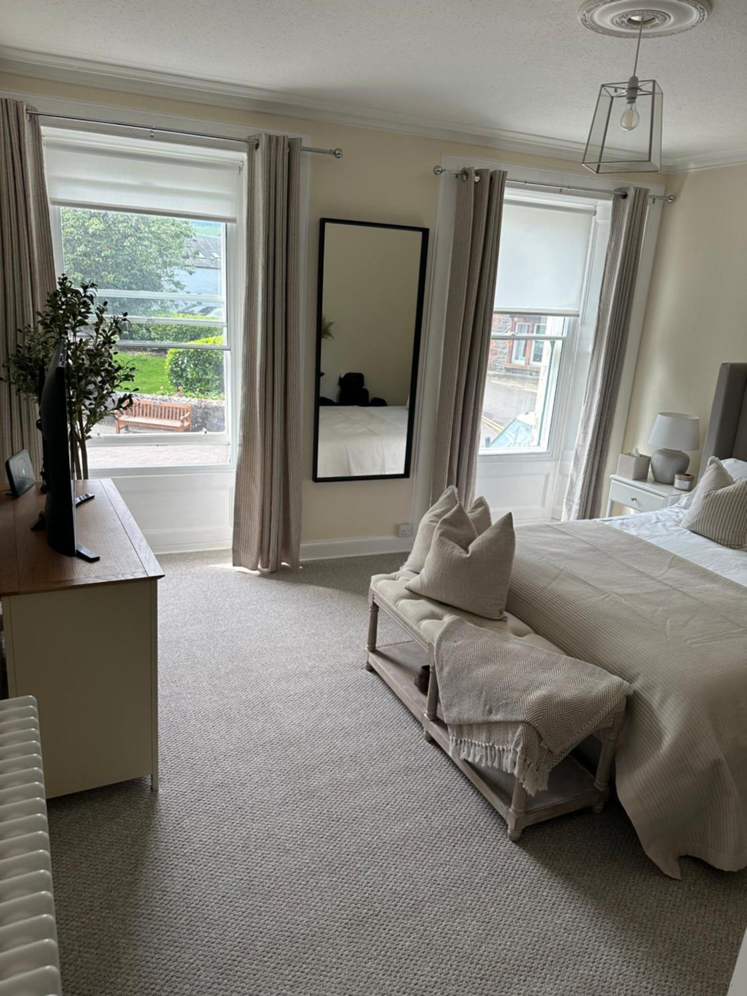 Luxury High Street Apartment Мофат Экстерьер фото